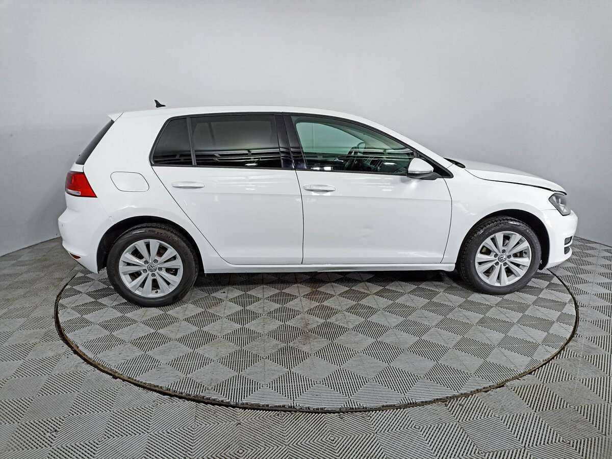 Volkswagen Golf с пробегом — 2014 год. Фото: #3