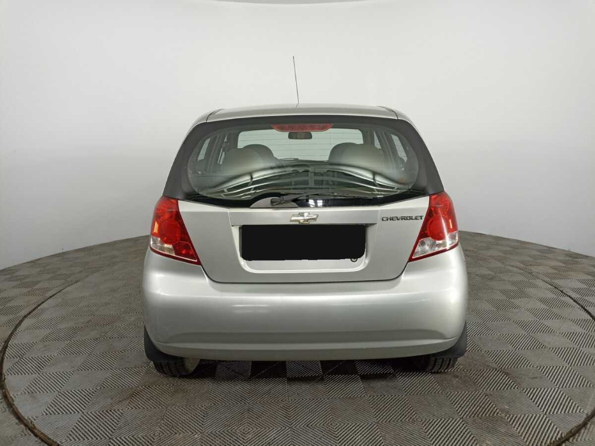 Chevrolet Aveo с пробегом — 2004 год. Фото: #5