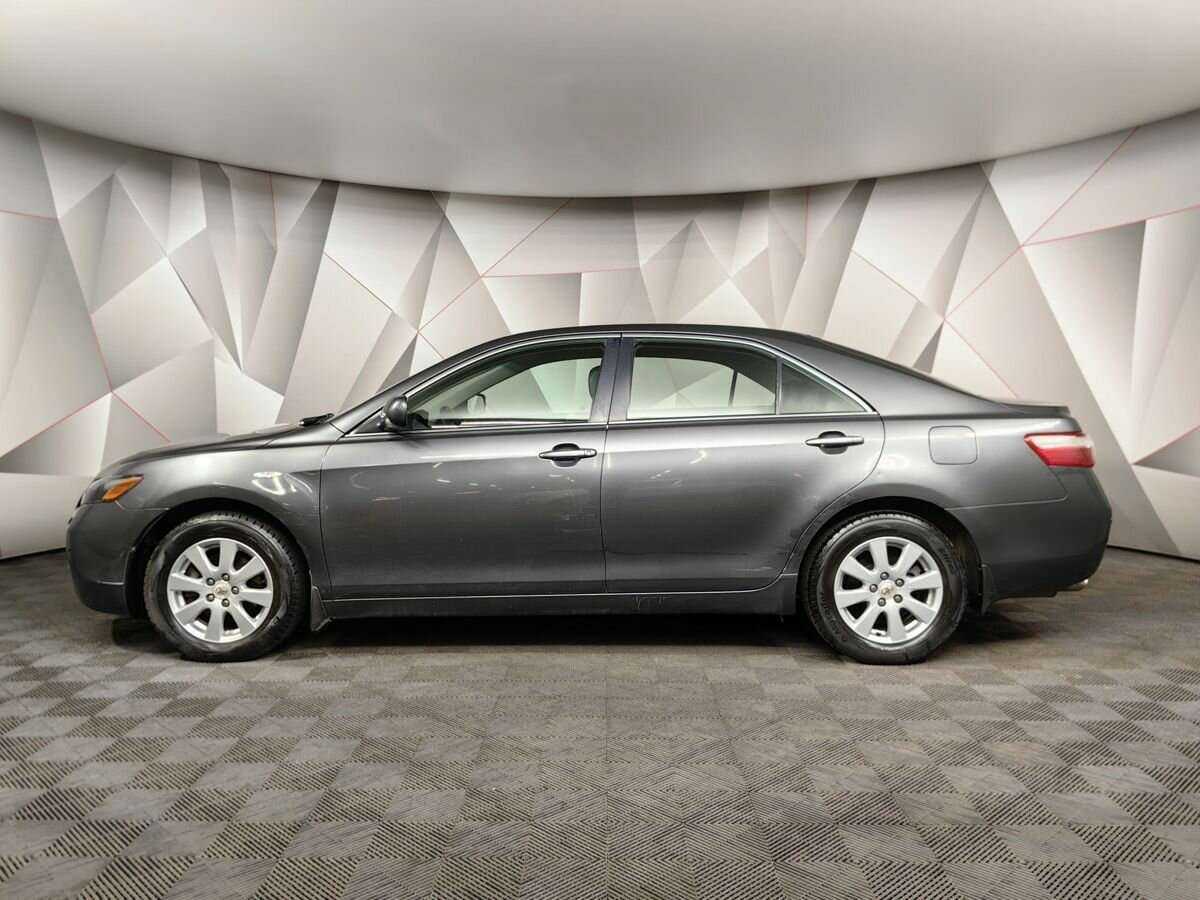 Toyota Camry с пробегом — 2008 год. Фото: #4
