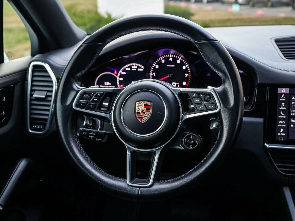 Porsche Cayenne с пробегом — 2020 год. Фото: #13