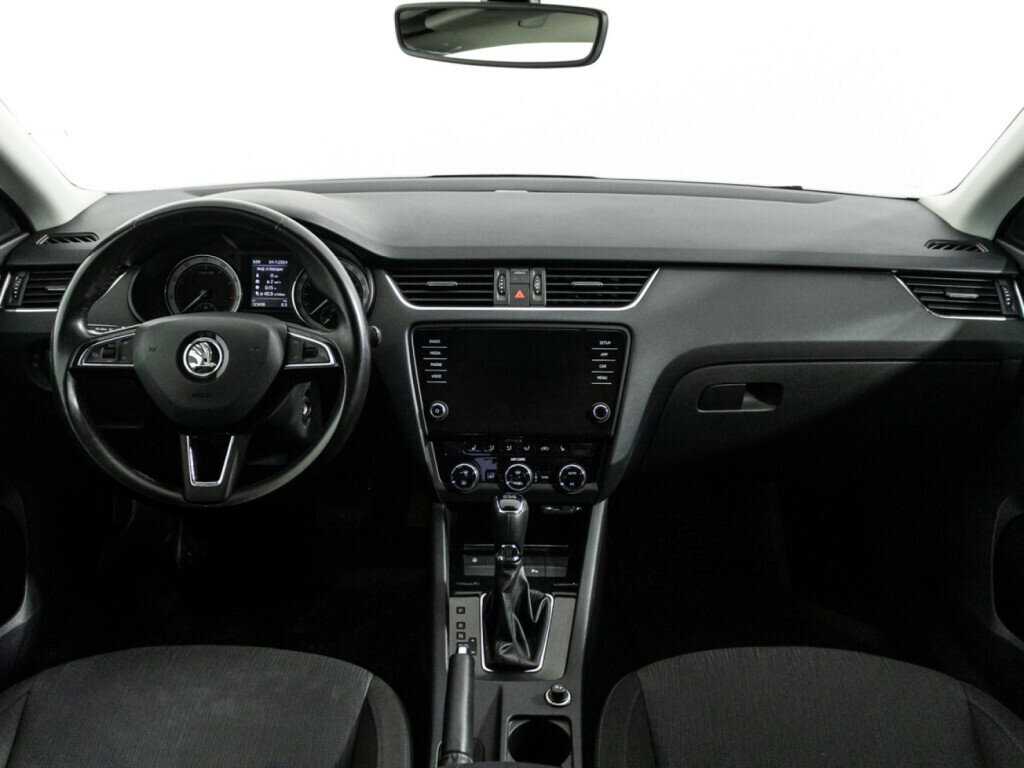 Skoda Octavia с пробегом — 2017 год. Фото: #12