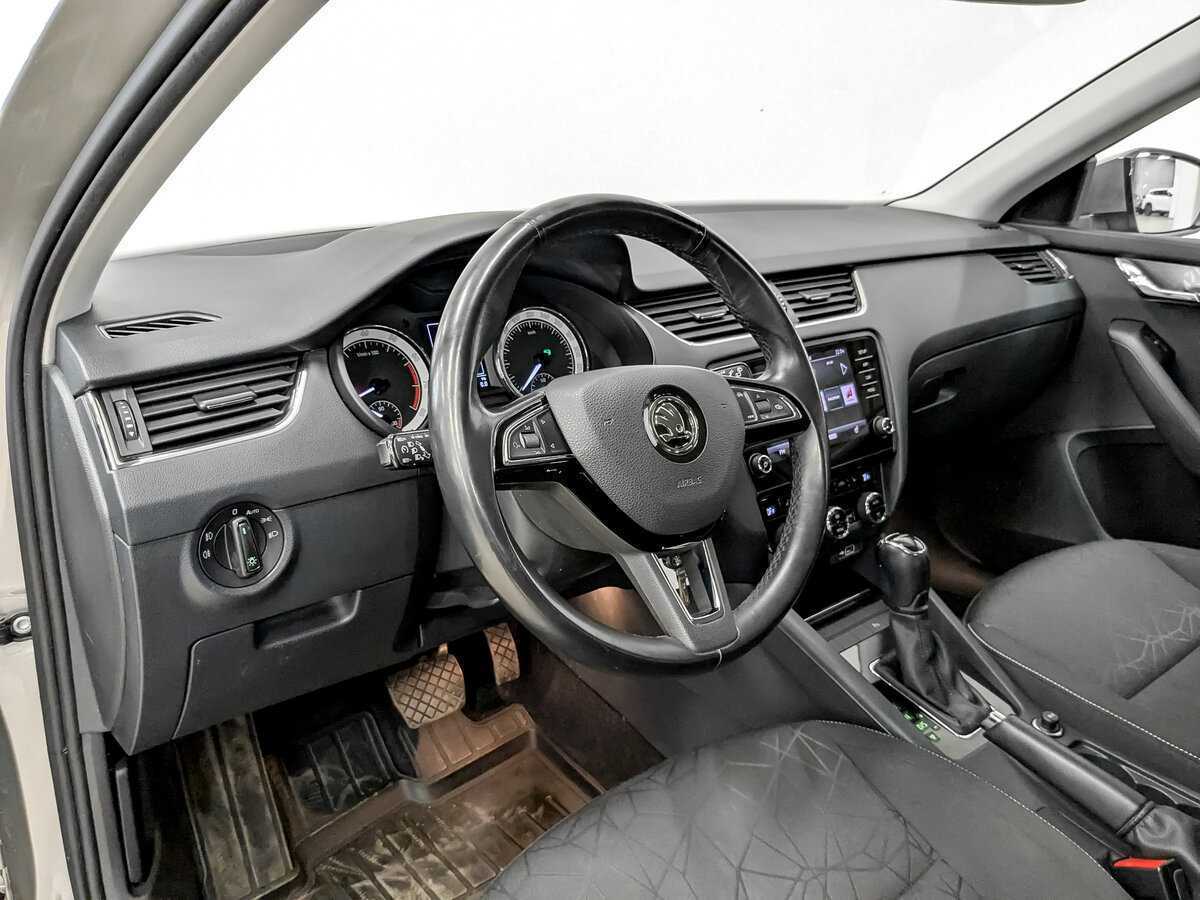 Skoda Octavia с пробегом — 2020 год. Фото: #15