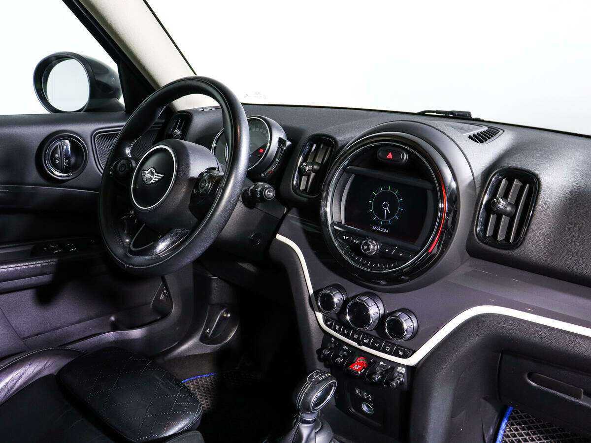 Mini Countryman с пробегом — 2018 год. Фото: #10