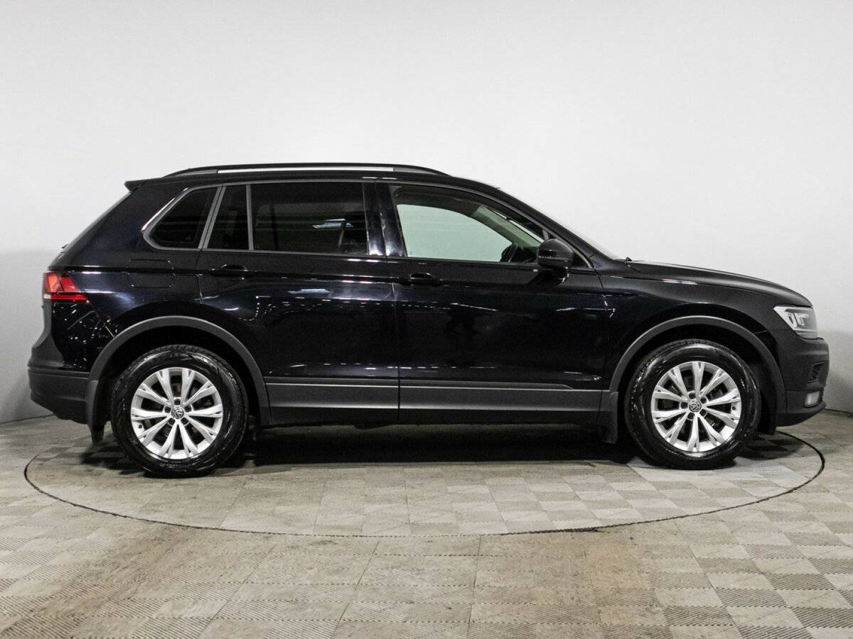 Volkswagen Tiguan с пробегом — 2020 год. Фото: #3
