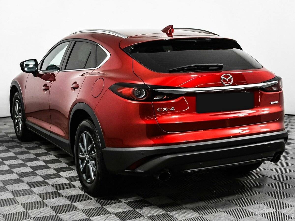 Mazda CX-4 с пробегом — 2023 год. Фото: #6