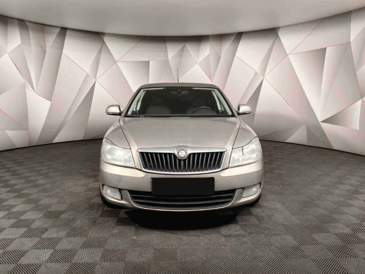 Skoda Octavia с пробегом — 2010 год. Фото: #6