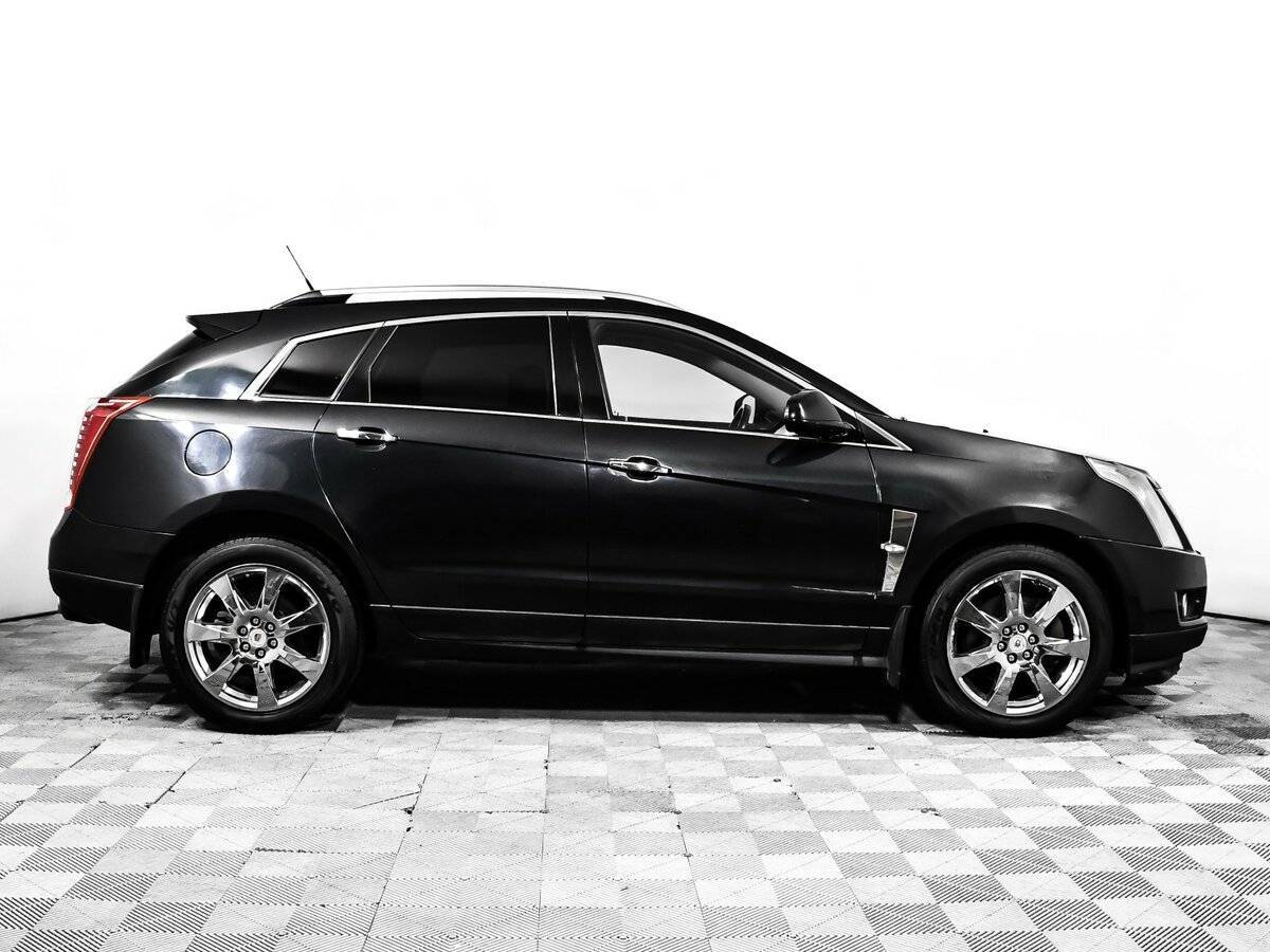Cadillac SRX с пробегом — 2011 год. Фото: #3
