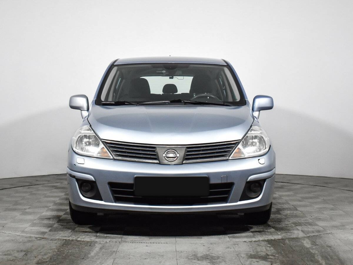 Nissan Tiida с пробегом — 2010 год. Фото: #1