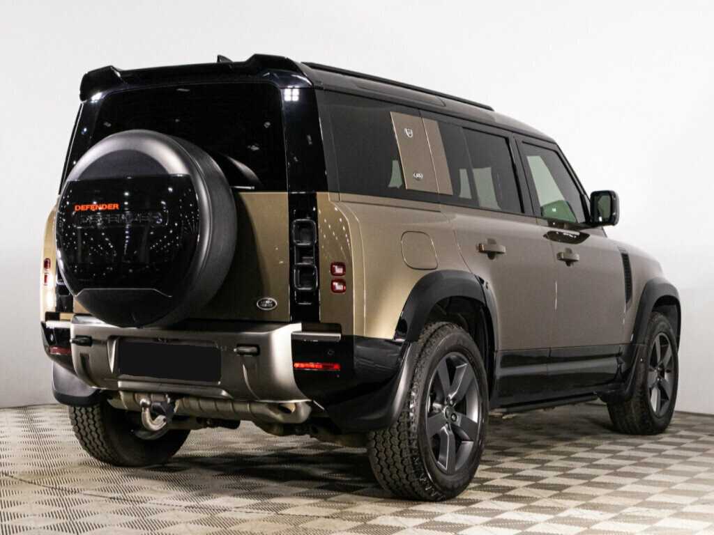 Land Rover Defender с пробегом — 2021 год. Фото: #3