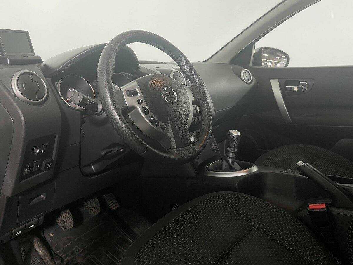 Nissan Qashqai+2 с пробегом — 2008 год. Фото: #12