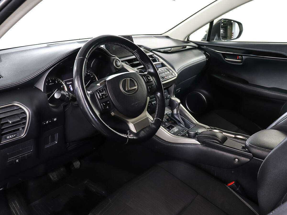 Lexus NX с пробегом — 2015 год. Фото: #12