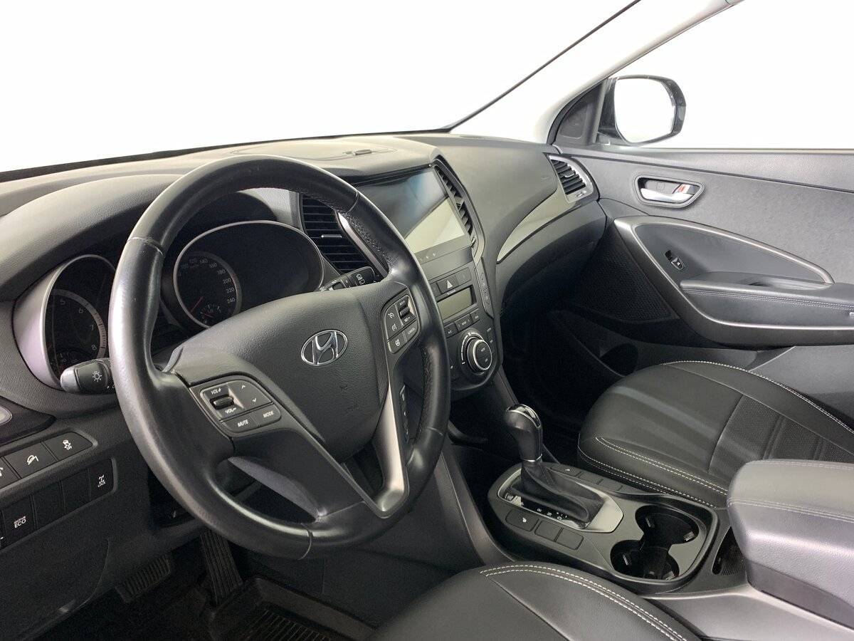 Hyundai Santa Fe с пробегом — 2014 год. Фото: #10