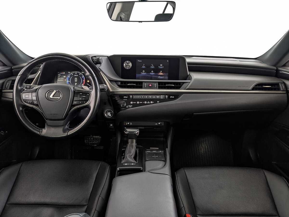 Lexus ES с пробегом — 2020 год. Фото: #13