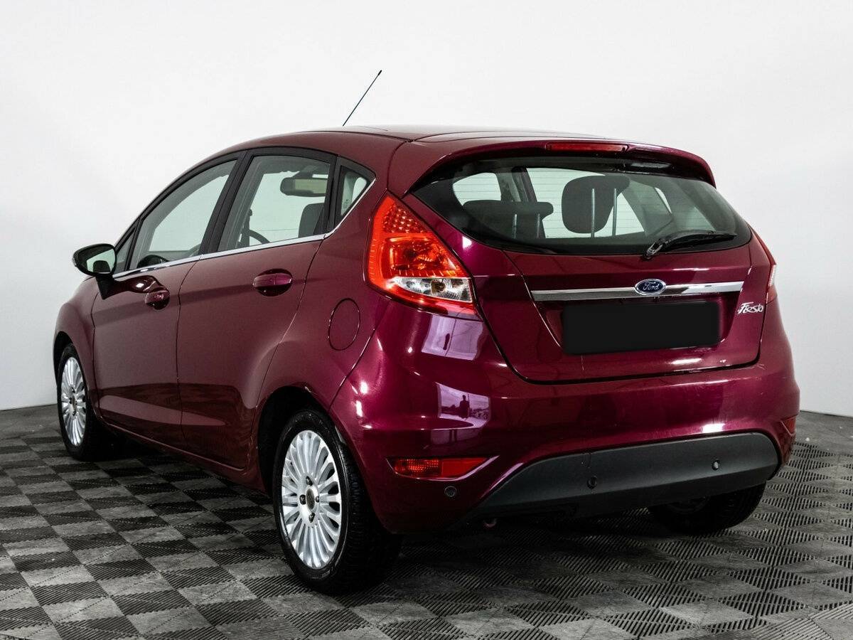 Ford Fiesta с пробегом — 2008 год. Фото: #5