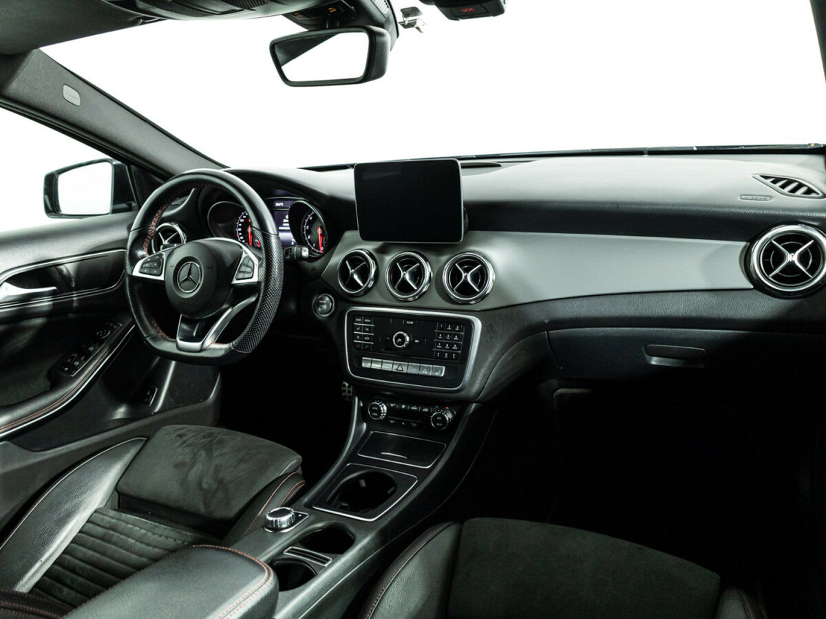 Mercedes-Benz GLA с пробегом — 2019 год. Фото: #8