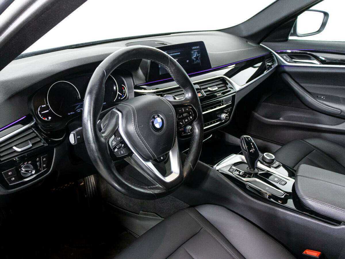 BMW 5 серии с пробегом — 2019 год. Фото: #10