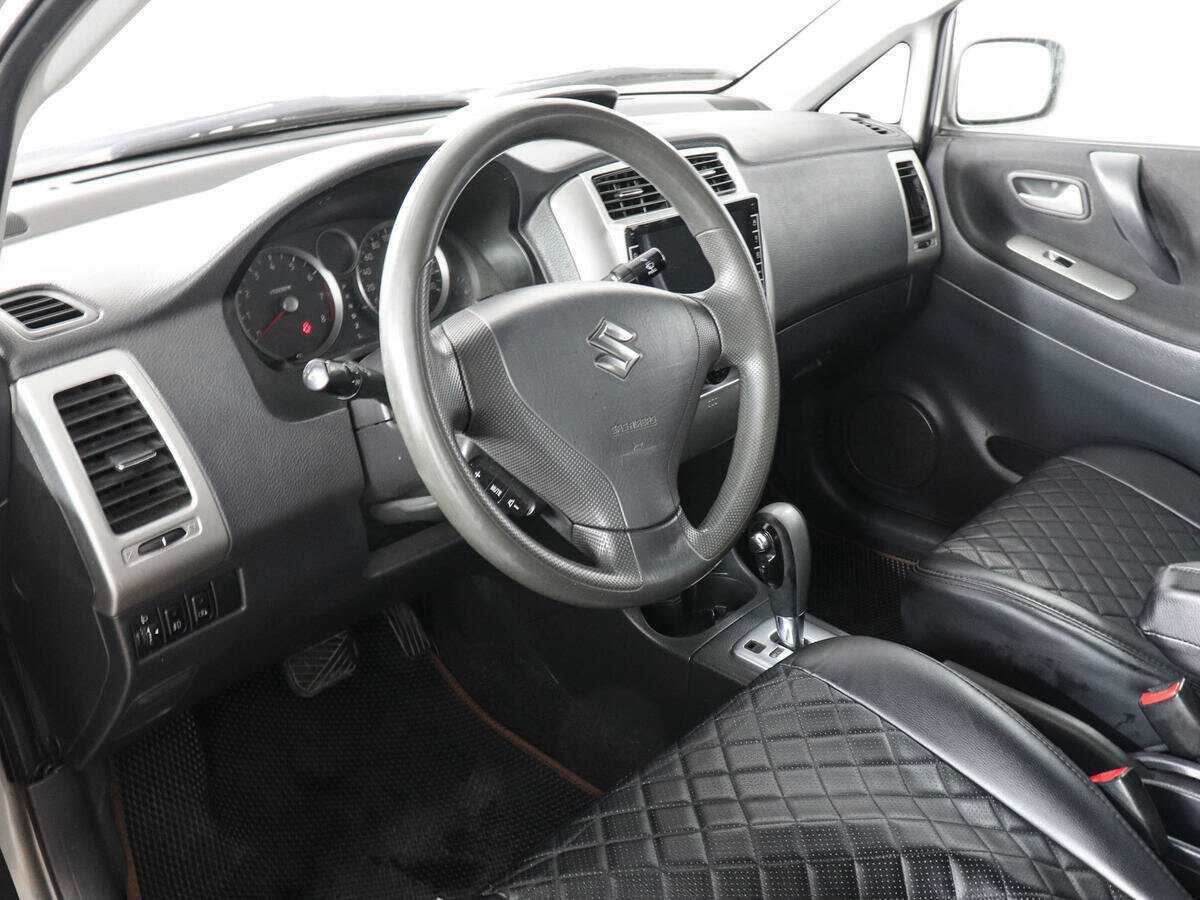 Suzuki Liana с пробегом — 2007 год. Фото: #4
