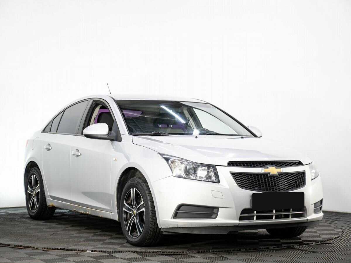 Chevrolet Cruze с пробегом — 2009 год. Фото: #2