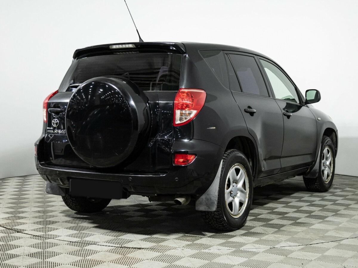 Toyota RAV4 с пробегом — 2008 год. Фото: #3