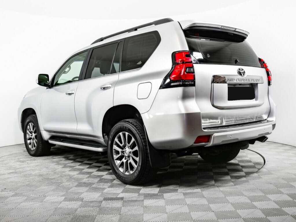 Toyota Land Cruiser Prado с пробегом — 2018 год. Фото: #4