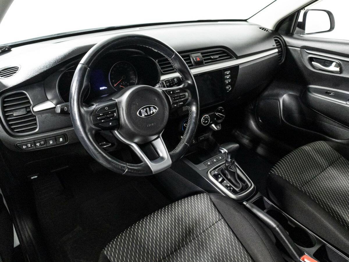 Kia Rio с пробегом — 2018 год. Фото: #10
