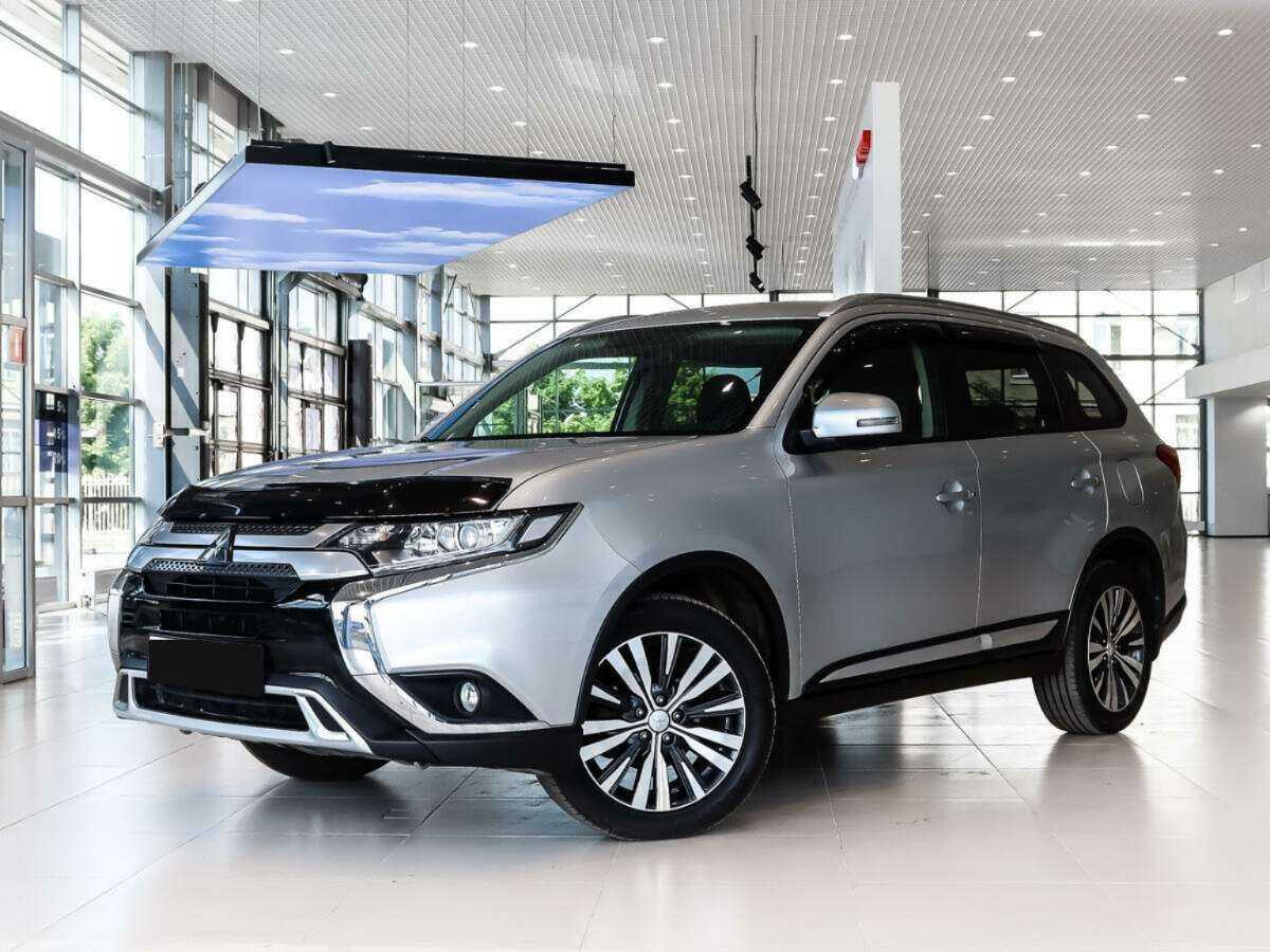 Mitsubishi Outlander с пробегом — 2019 год. Фото: #0