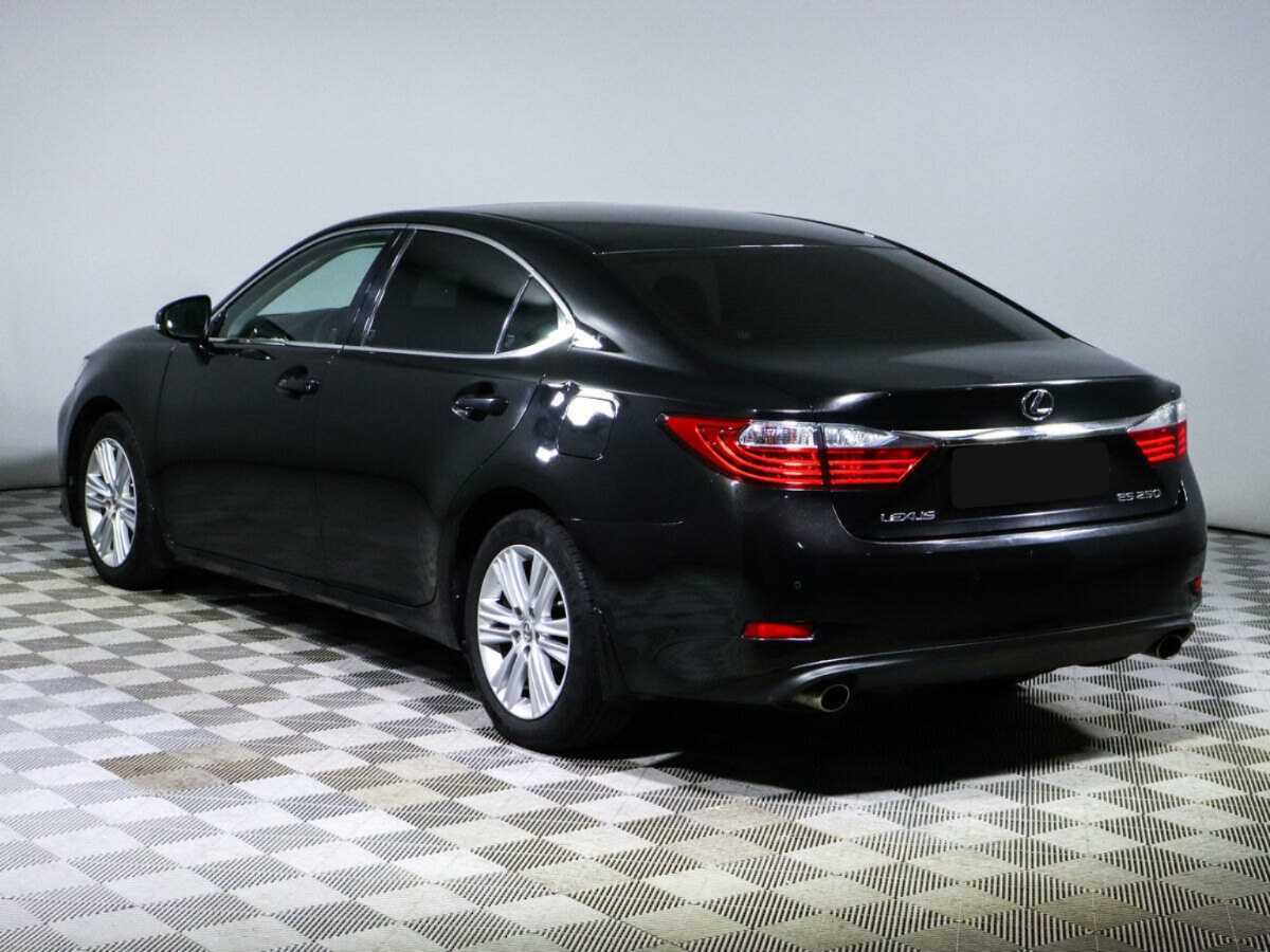 Lexus ES с пробегом — 2014 год. Фото: #5