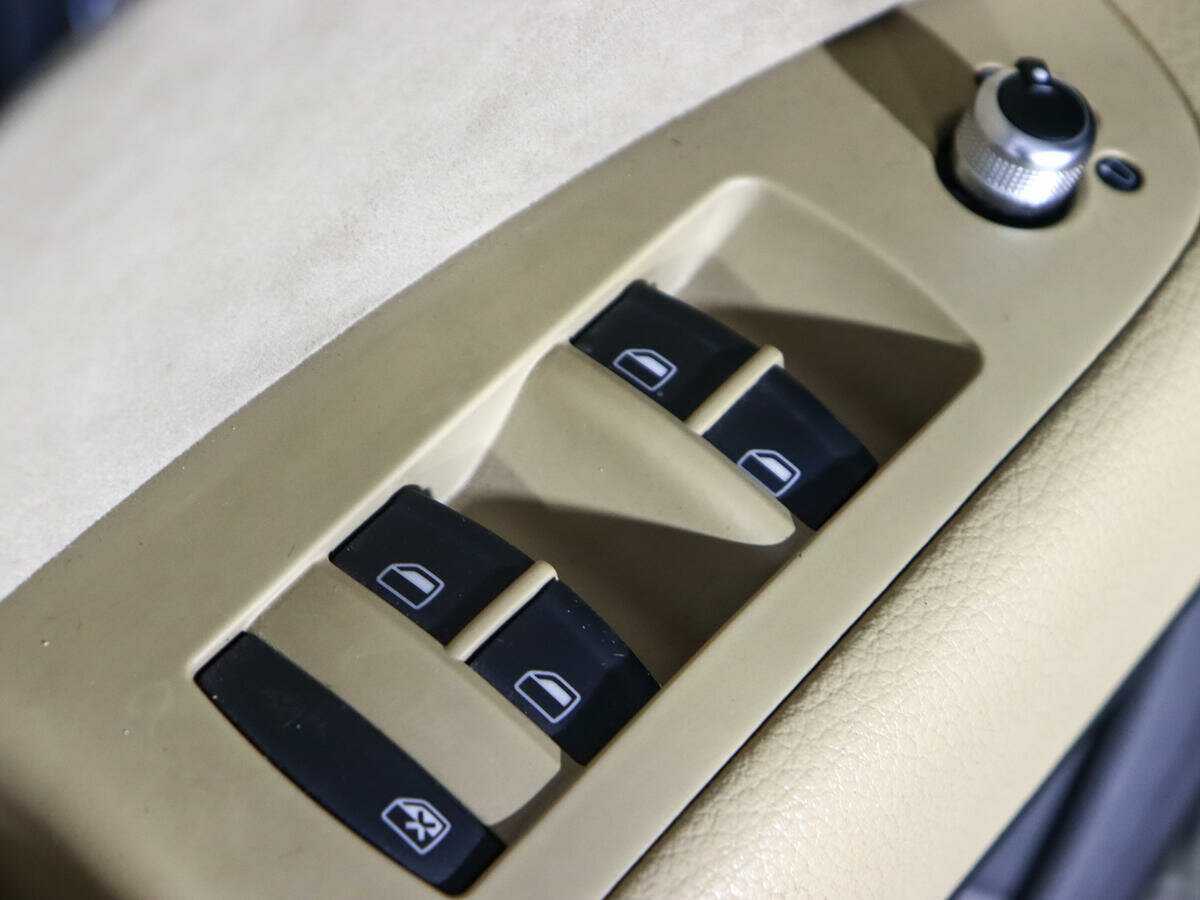 Audi Q7 с пробегом — 2010 год. Фото: #19