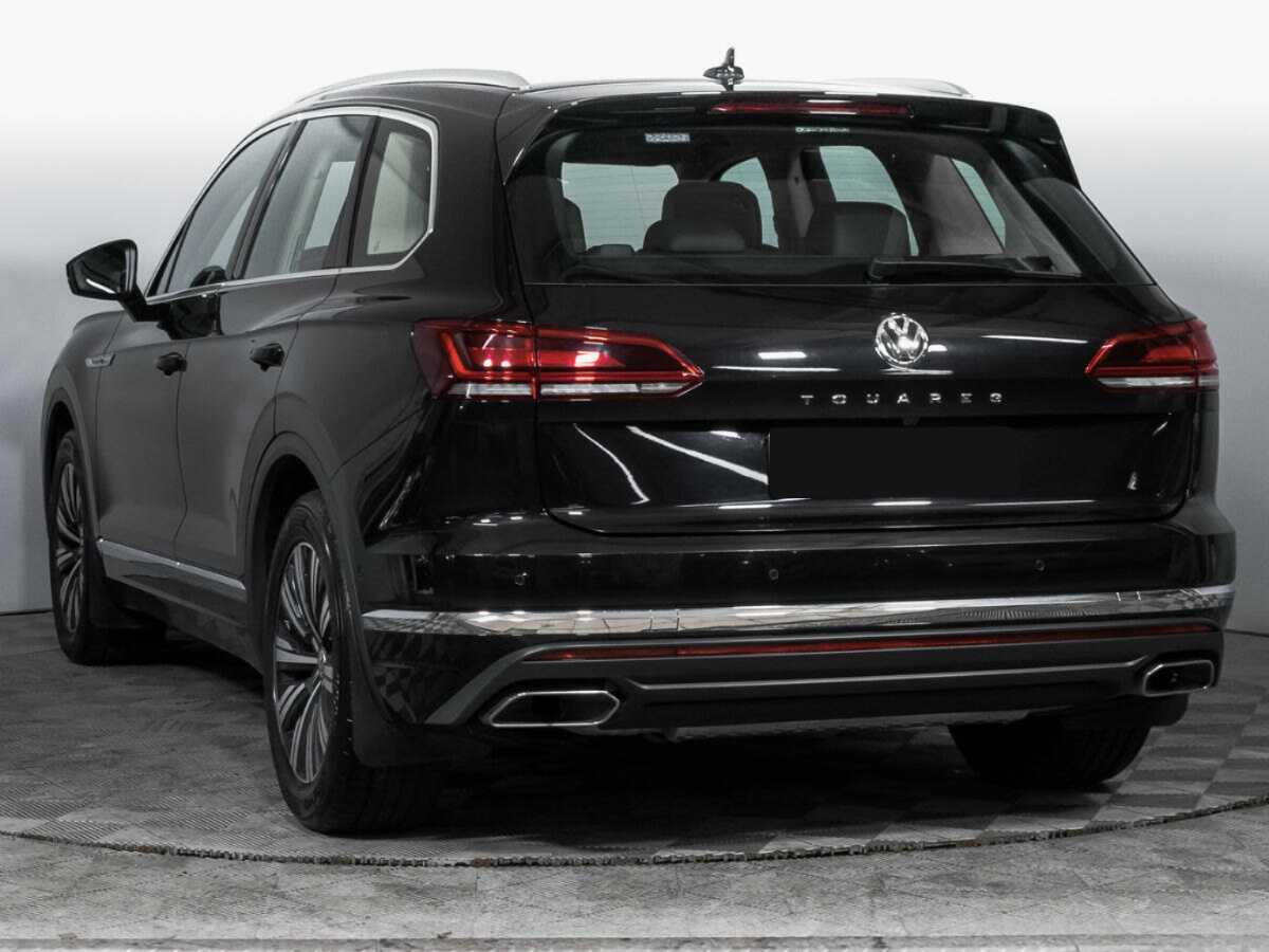 Volkswagen Touareg с пробегом — 2018 год. Фото: #6