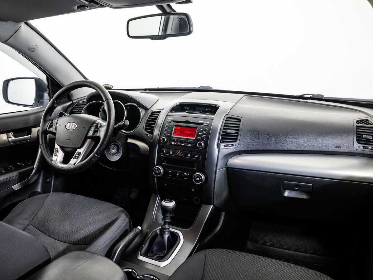 Kia Sorento с пробегом — 2010 год. Фото: #6
