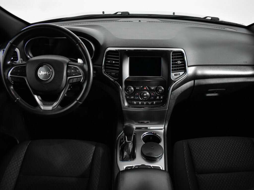 Jeep Grand Cherokee с пробегом — 2018 год. Фото: #12