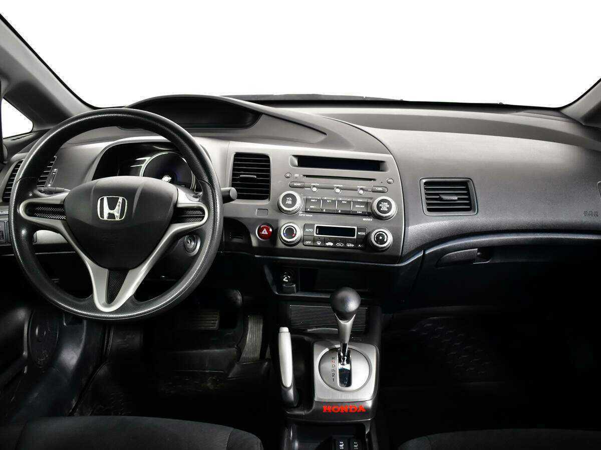 Honda Civic с пробегом — 2009 год. Фото: #11