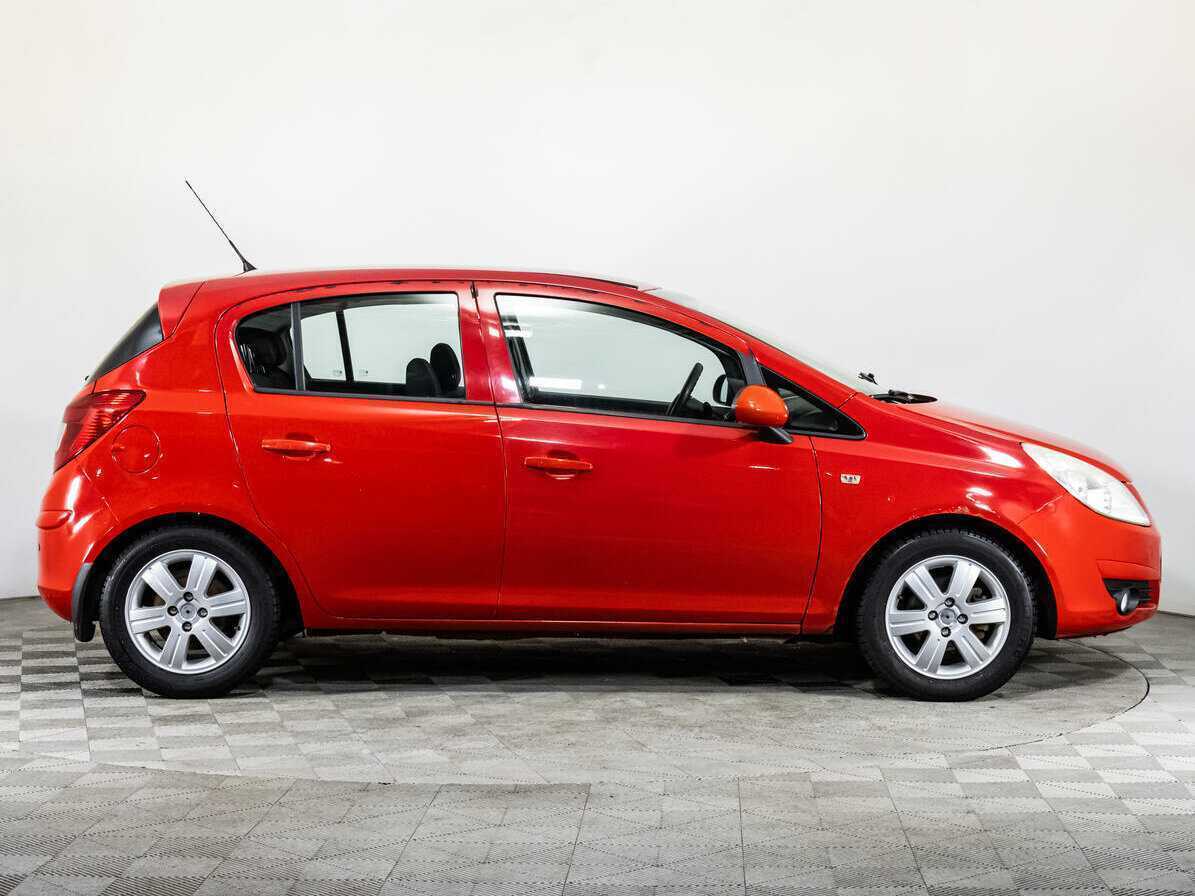 Opel Corsa с пробегом — 2008 год. Фото: #3