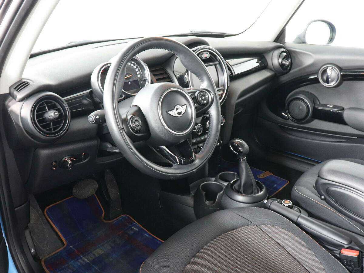 Mini Hatch с пробегом — 2018 год. Фото: #7