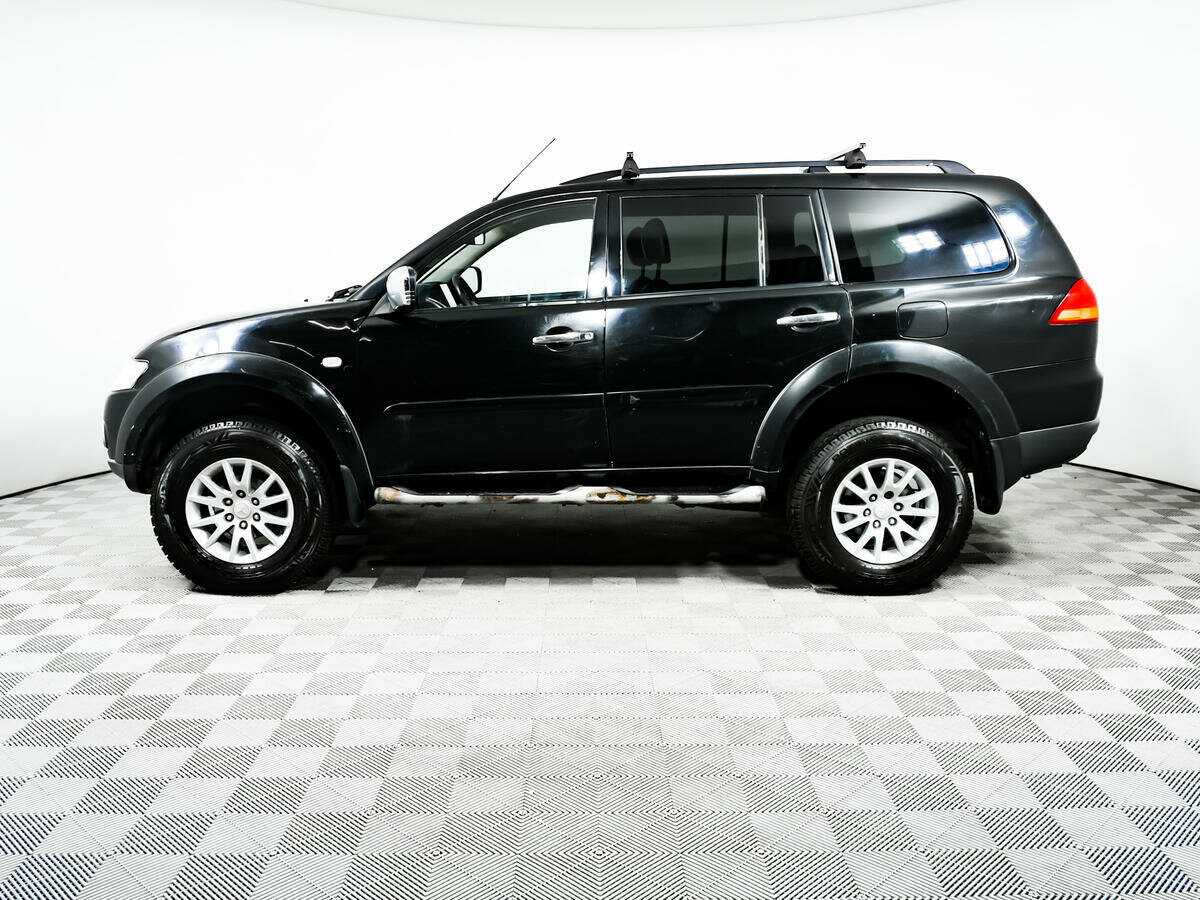 Mitsubishi Pajero Sport с пробегом — 2010 год. Фото: #7
