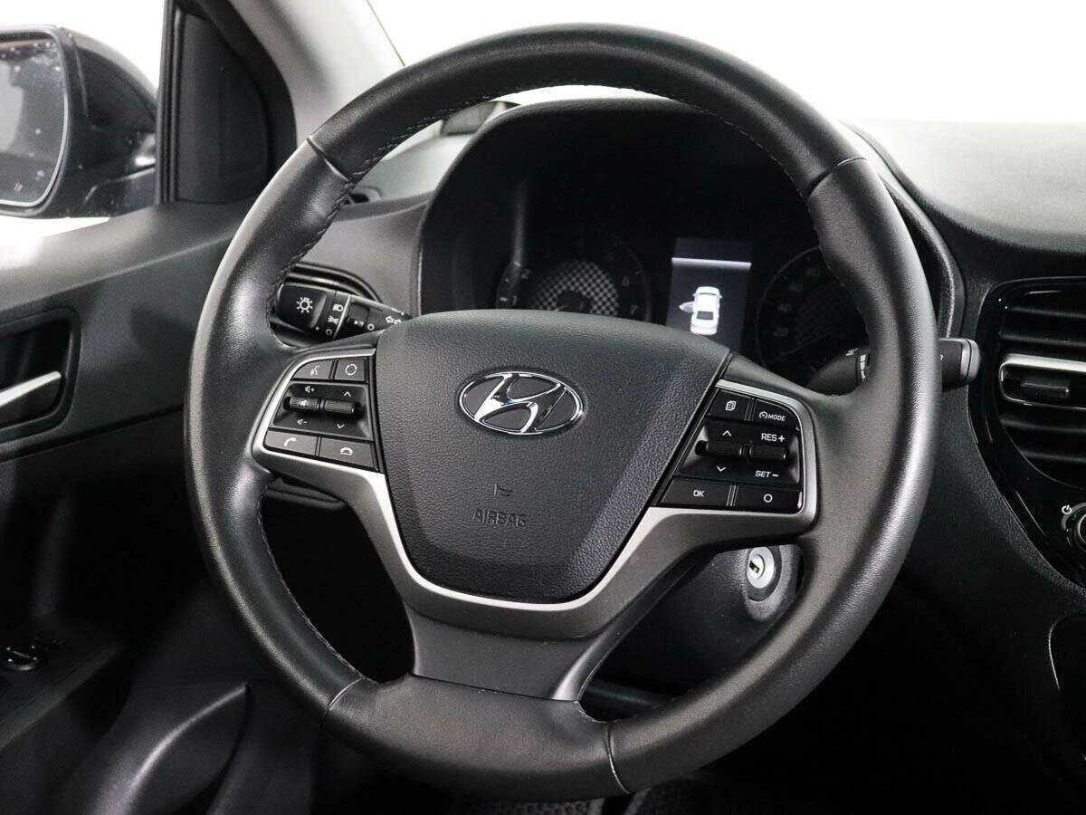Hyundai Solaris с пробегом — 2020 год. Фото: #12