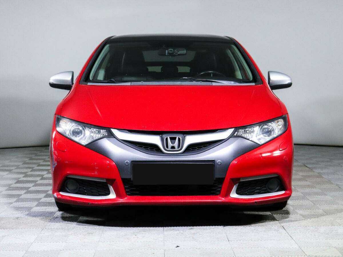 Honda Civic с пробегом — 2012 год. Фото: #1
