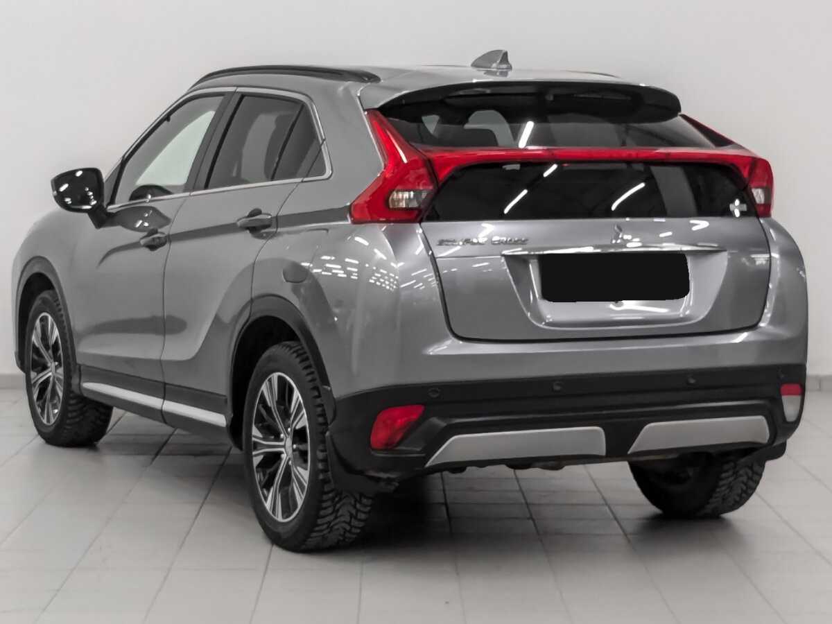 Mitsubishi Eclipse Cross с пробегом — 2019 год. Фото: #6