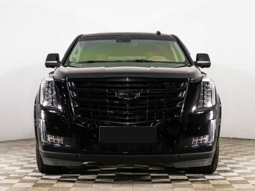 Cadillac Escalade с пробегом — 2015 год. Фото: #1