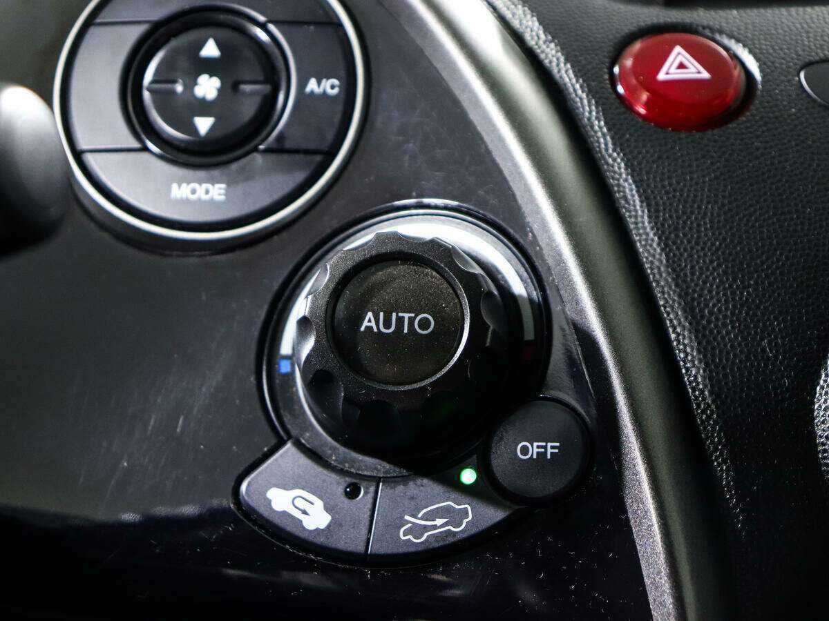 Honda Civic с пробегом — 2008 год. Фото: #16