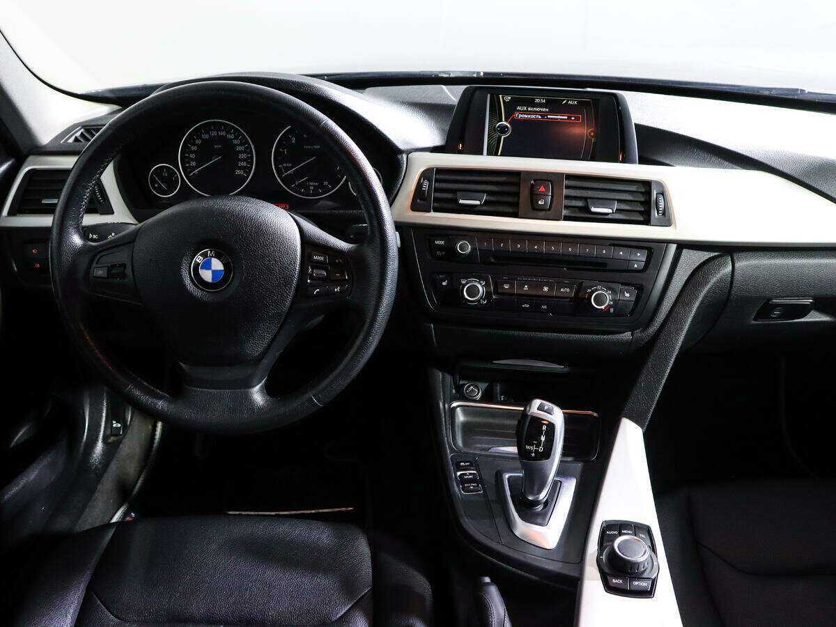 BMW 3 серии с пробегом — 2013 год. Фото: #8