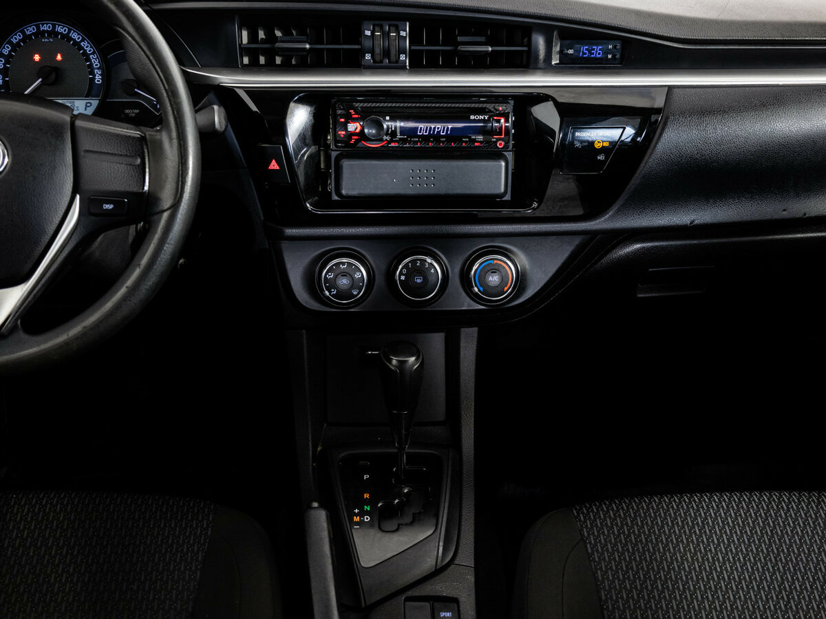 Toyota Corolla с пробегом — 2014 год. Фото: #8