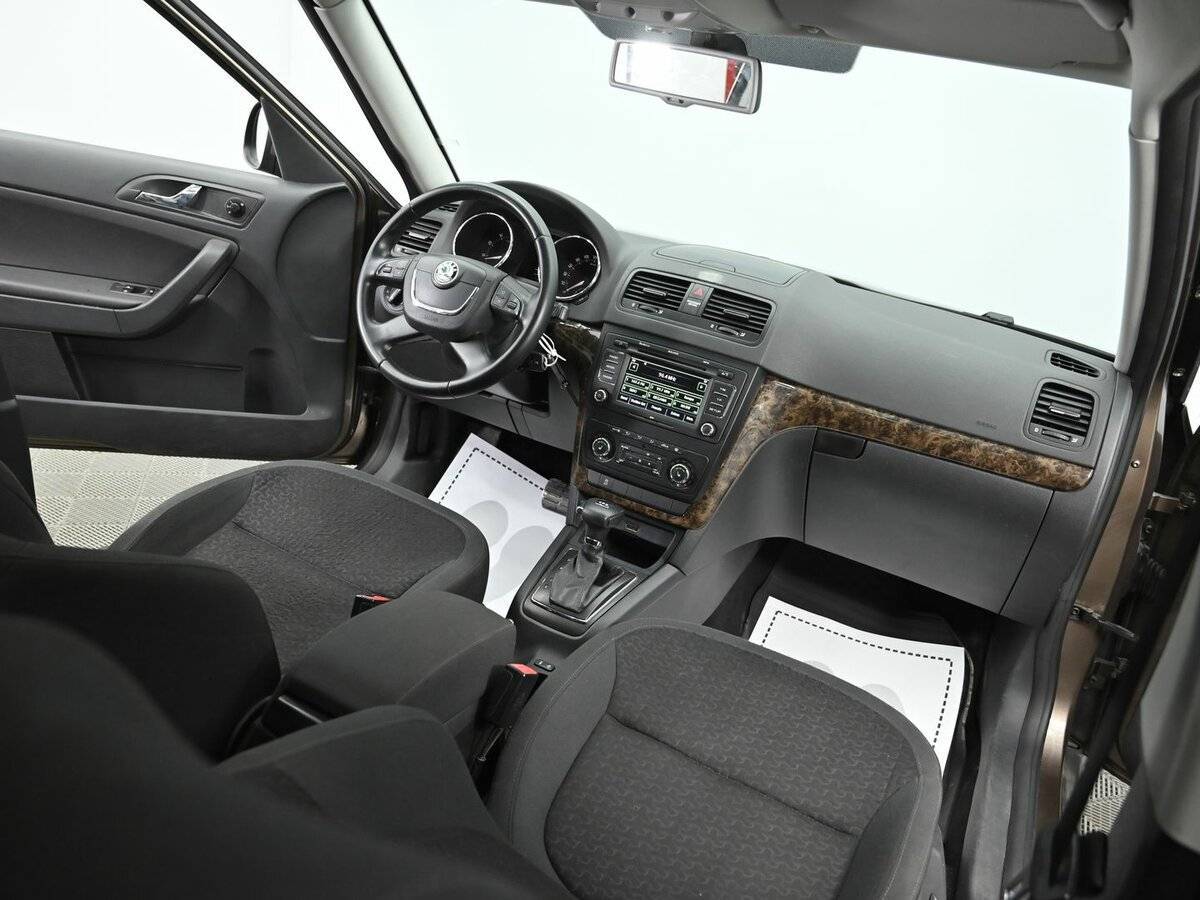 Skoda Yeti с пробегом — 2011 год. Фото: #11