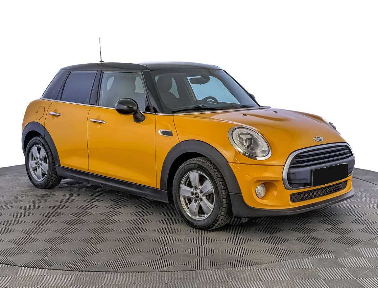 Mini Hatch с пробегом — 2017 год. Фото: #2