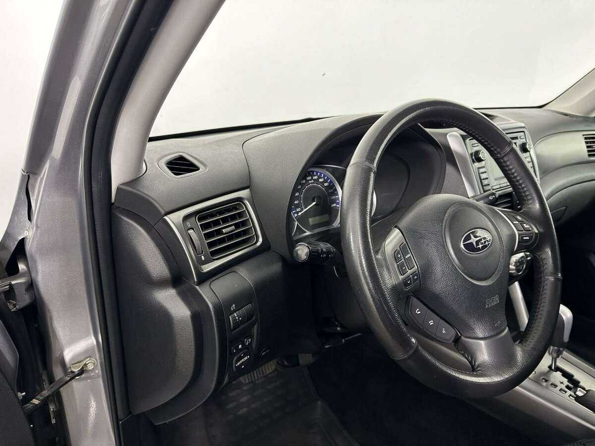 Subaru Forester с пробегом — 2011 год. Фото: #8