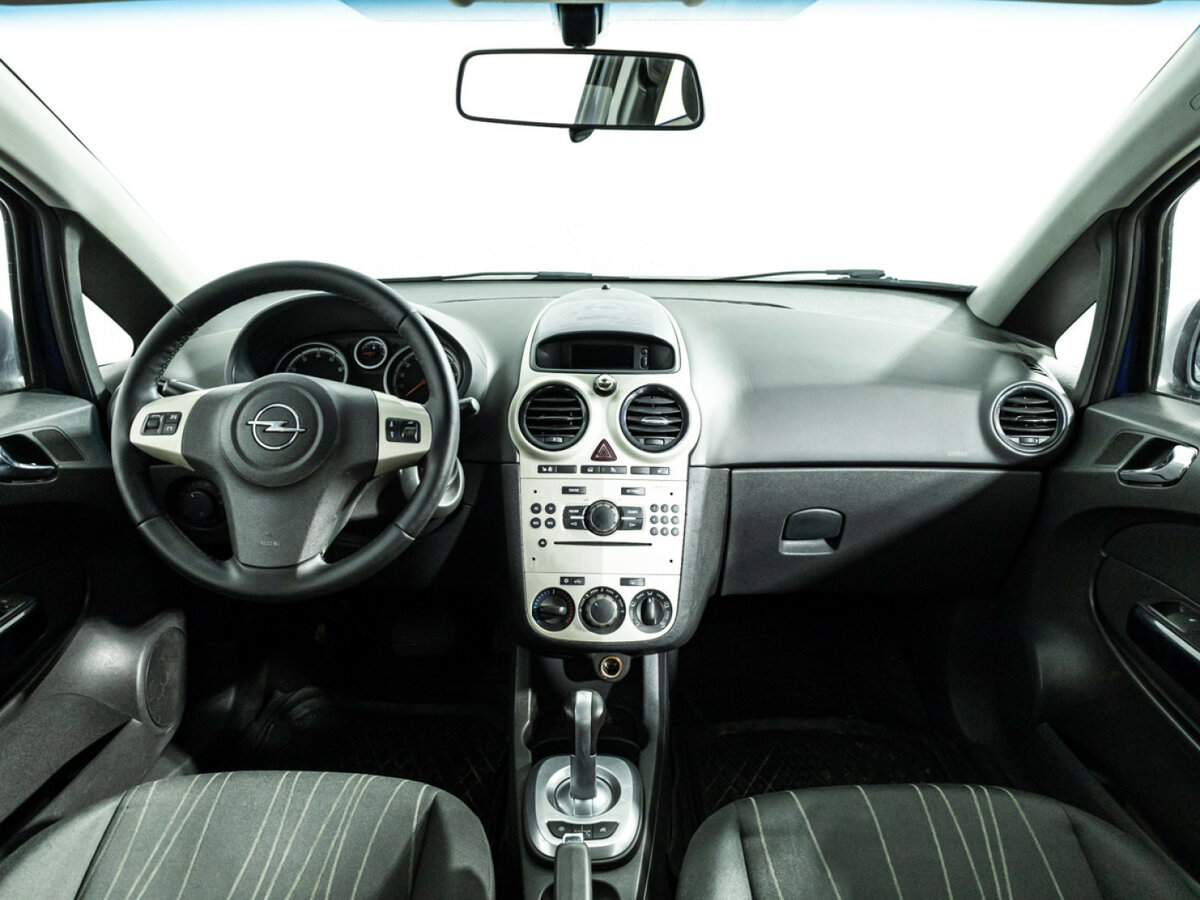 Opel Corsa с пробегом — 2007 год. Фото: #12