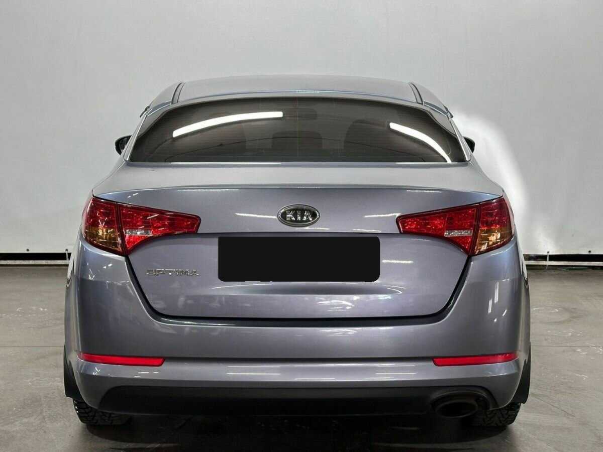 Kia Optima с пробегом — 2011 год. Фото: #5