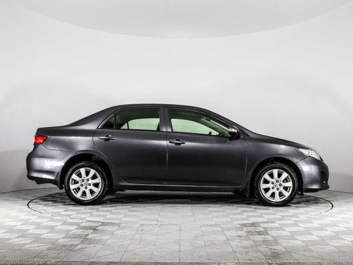 Toyota Corolla с пробегом — 2011 год. Фото: #3
