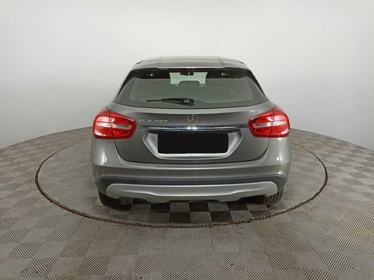 Mercedes-Benz GLA с пробегом — 2016 год. Фото: #4