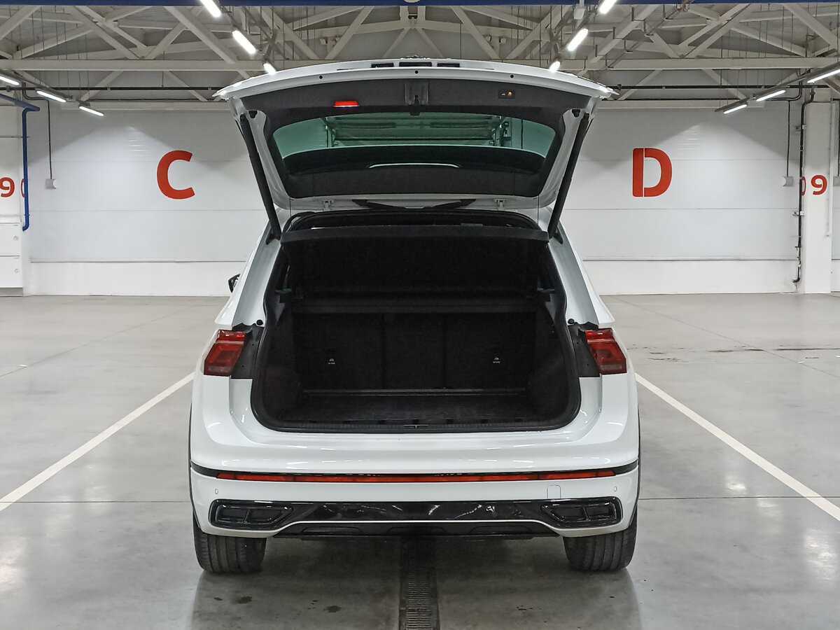 Volkswagen Tiguan с пробегом — 2021 год. Фото: #9